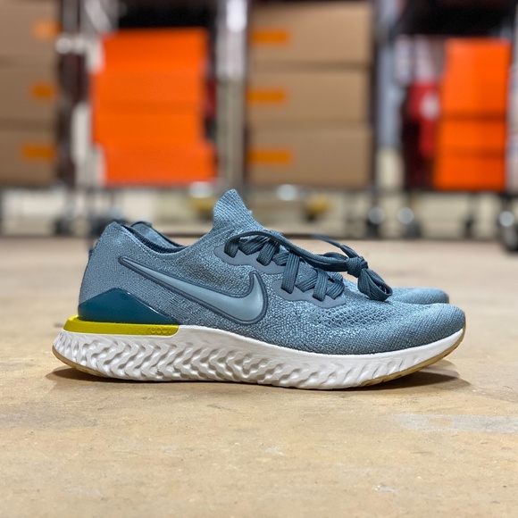 nike epic react flyknit 38.5